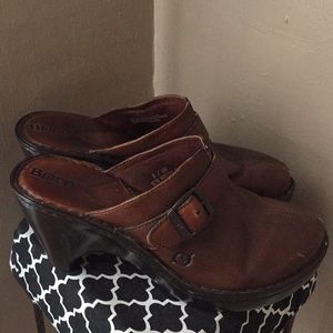 BORN clogs